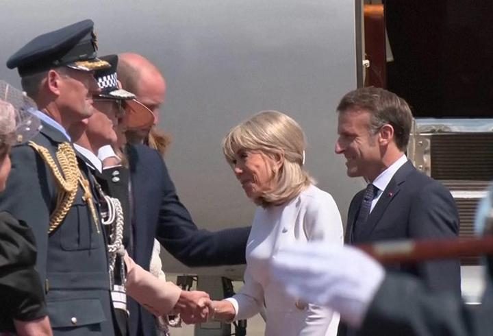 Macron çifti yine gündemde