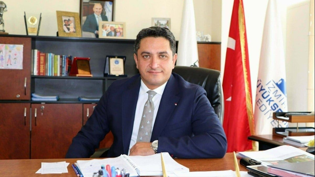 İzmir savcısı, 13 günde 100 kişiye 2 iddianame hazırladı