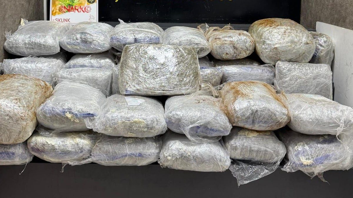 Çeşme’de otomobilde 65 kilo uyuşturucu ele geçirildi: 1 tutuklama