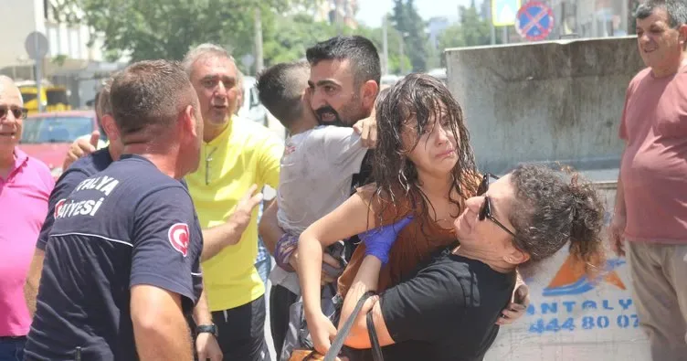 Antalya'da yangın paniği! 4 katlı apartmandan 7'si çocuk 10 kişi kurtarıldı