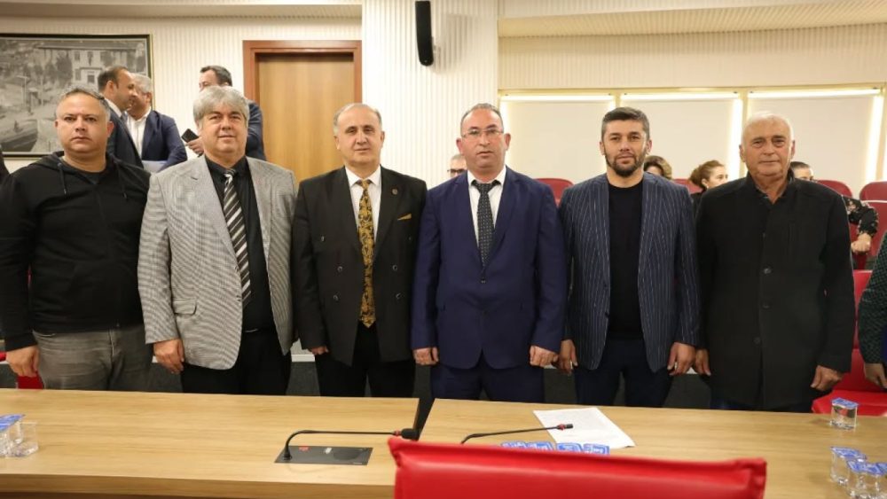 BAŞKAN KAYA;KİMSE İNCİRLİOVAMIZA VE AYDINIMIZA YAPILACAK YATIRIMLARA ENGEL OLMAYA KALKMASIN!