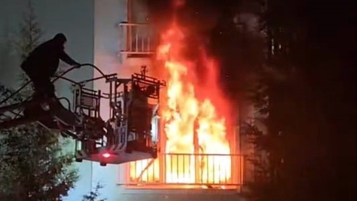 Bursa'da korkutan yangın: 1'i çocuk 3 kişi hastaneye kaldırıldı