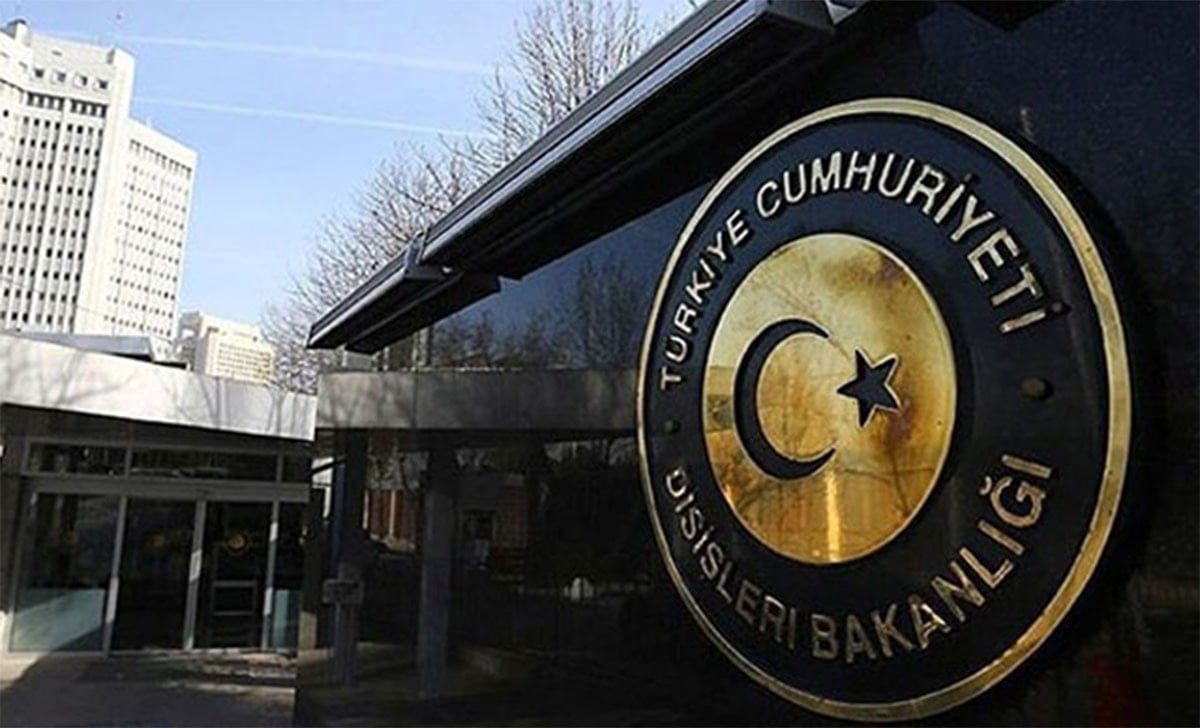 Dışişleri duyurdu: İsrail'de bulunan 14 Türk vatandaşı yarın Türkiye'ye getirilmesi için çalışmalar sürüyor