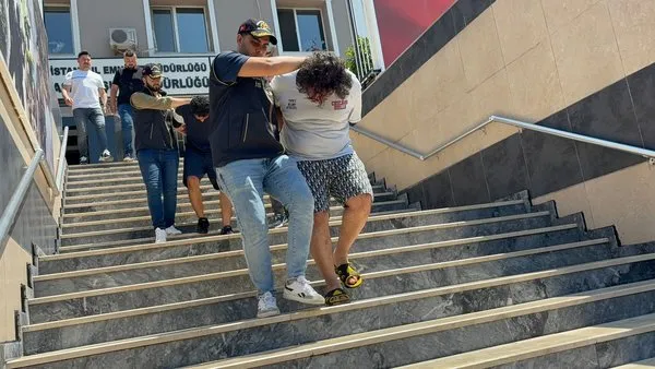 otobanda-yabanci-plaka-avina-ciktilar-sahte-polisler-arac-durdurup-soygun-yaptilar-gayrettepe-polisi-iranli-hi-1753088639758.jpg