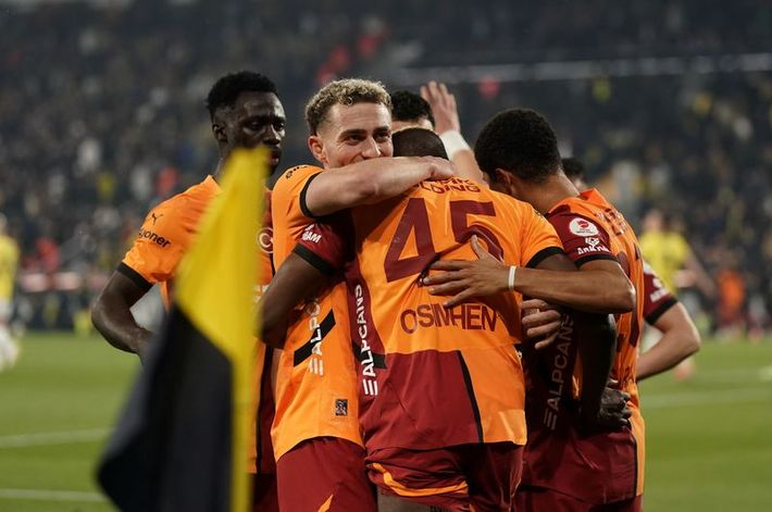 Fenerbahçe - Galatasaray: 1-2 (MAÇ SONUCU)
