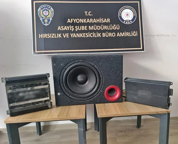 afyonkarahisarda-9-bin-500-kisi-sorgulandi-814-bin-tl-ceza-kesildi-1761223741741.jpg