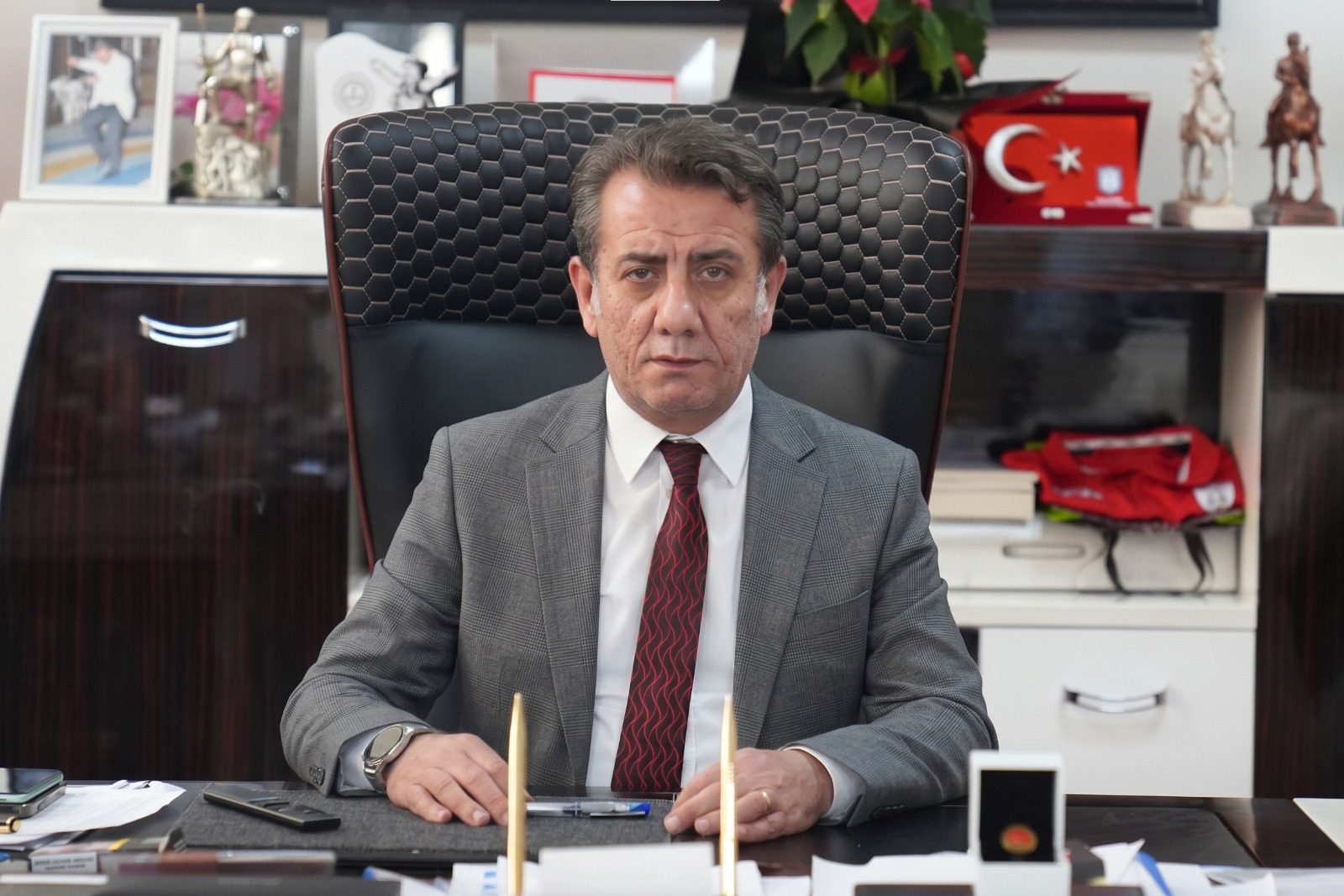 BAŞKAN YETİŞKİN’DEN NEVZAT BİÇER AÇIKLAMASI “HUKUKİ SÜREÇ DEVAM EDİYOR”
