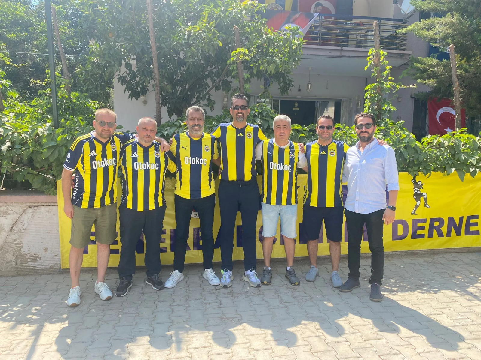 Aydın’da Fenerbahçeliler günlerini kutladı