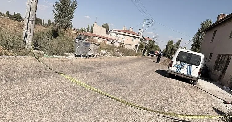 Afyonkarahisar'da akıl almaz ölüm! Yaktığı otların içerisine düşerek canından oldu