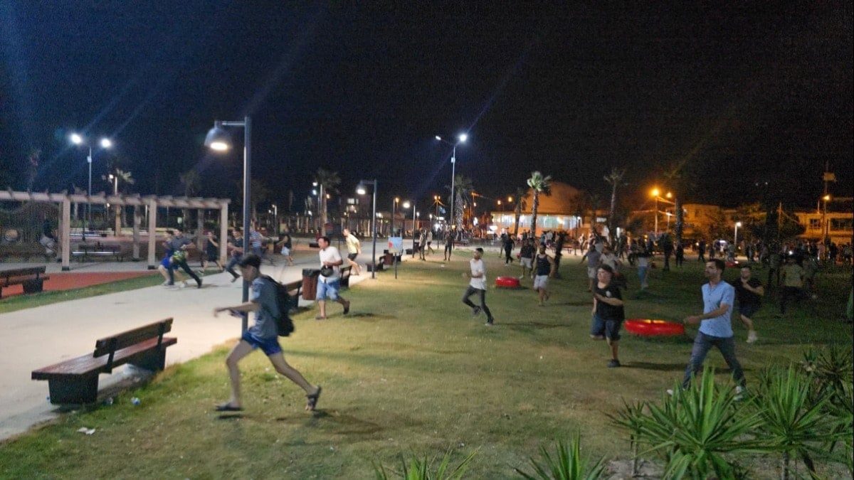 Hatay’da gergin gece: Polis, havaya ateş açmak zorunda kaldı