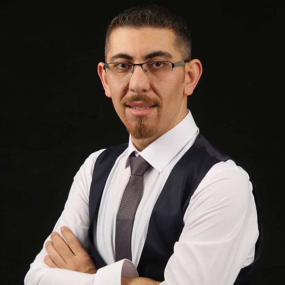 Özmen, gazetecilere saldırıyı kınadı