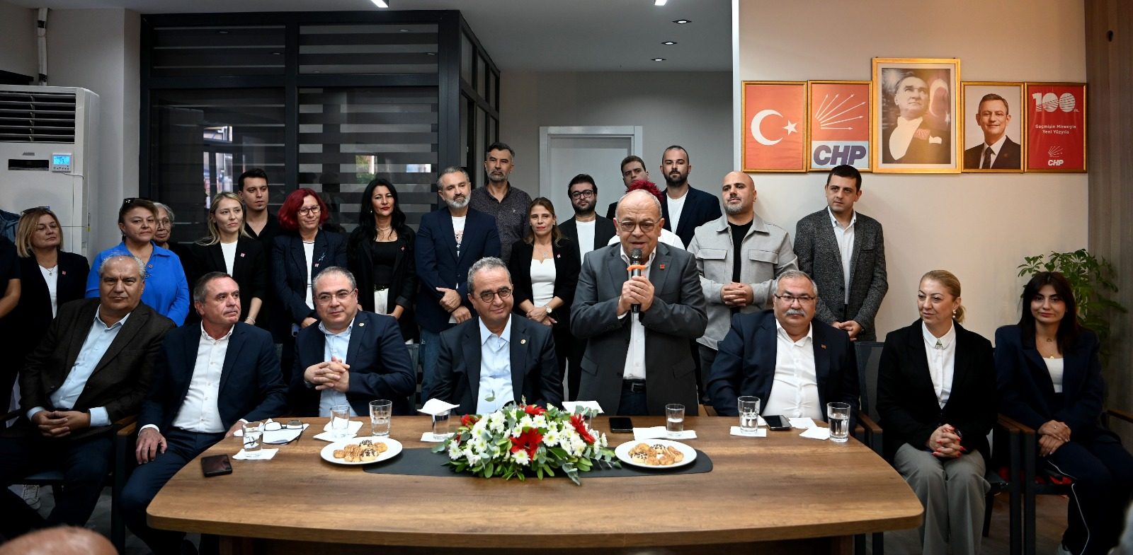 CHP GENEL BAŞKAN YARDIMCISI TEZCAN: “TÜRKİYE’DEKİ KARANLIĞA CHP İKTİDARI SON VERECEK”