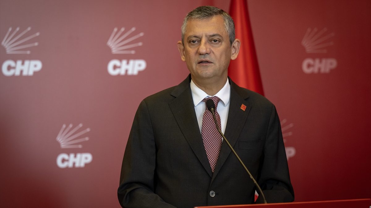 Özgür Özel: Muhittin Böcek'in tutuklanması turizme zarar verdi