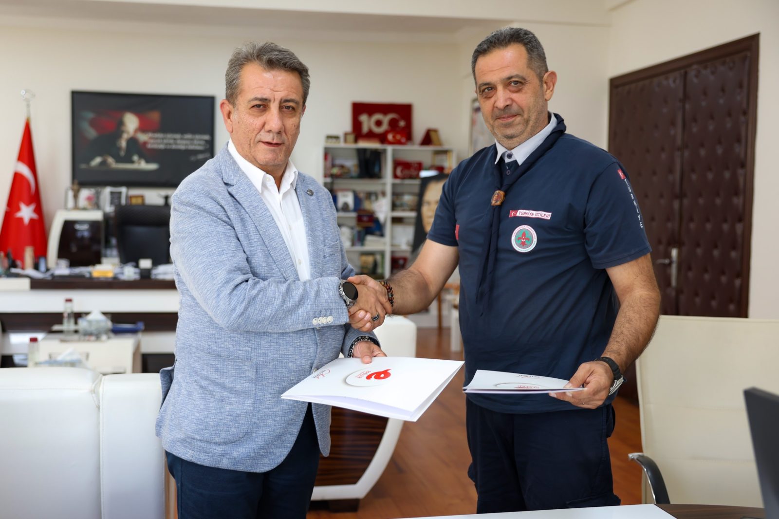 Efeler Belediyesi ve Kamp Ateşi İzcilik Spor Kulübü’nden Gençlerin Gelişimine Dev Katkı