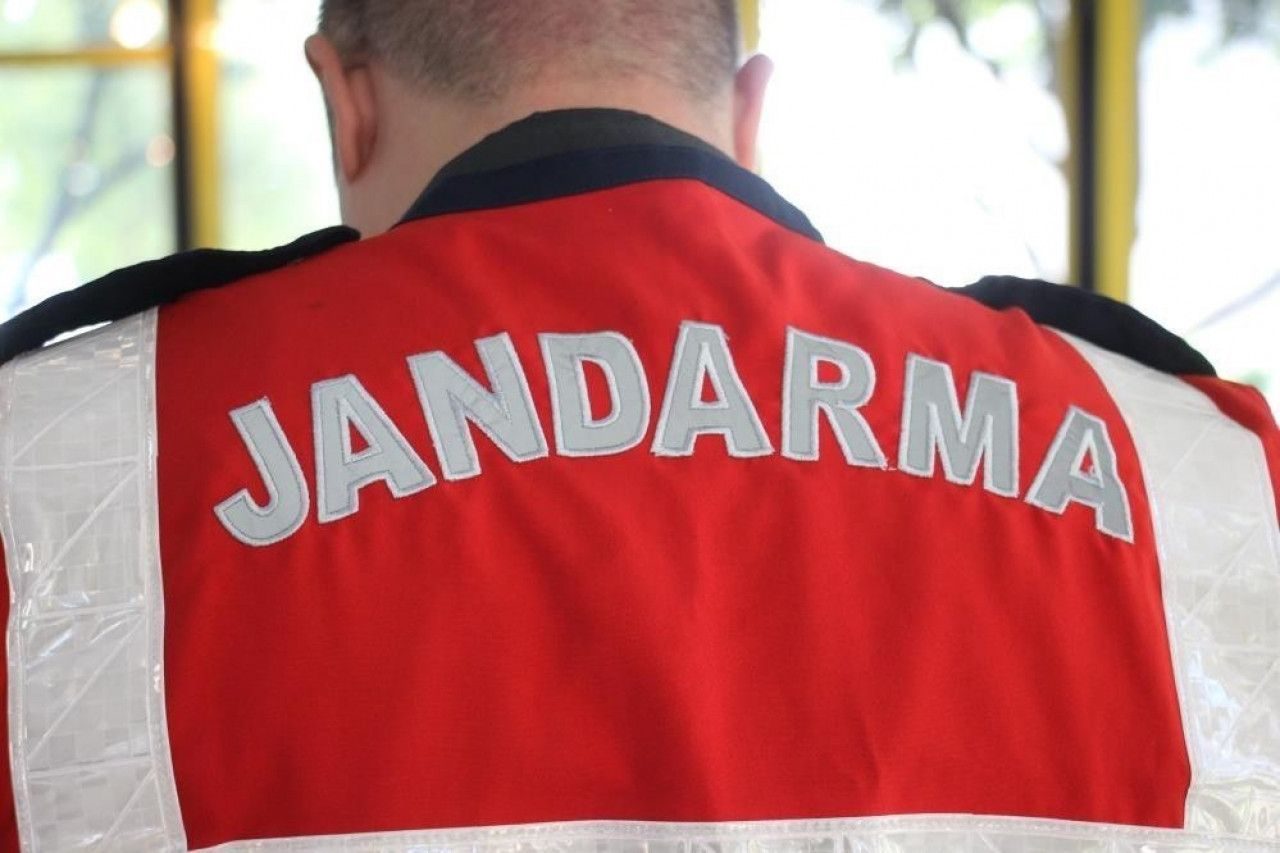 Jandarma'dan Kuşadası’nda fuhuş operasyonu: 13 gözaltı