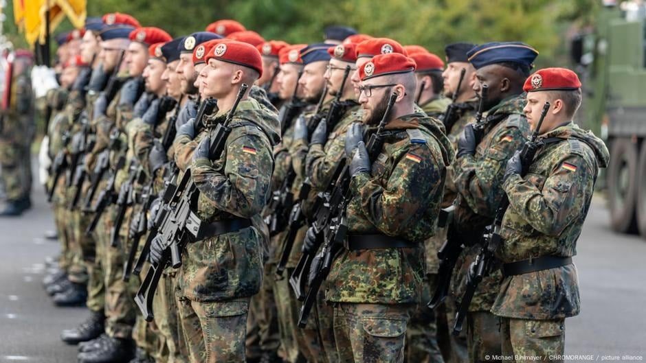 Gurbetçilere kötü haber: Zorunlu askerlik geliyor