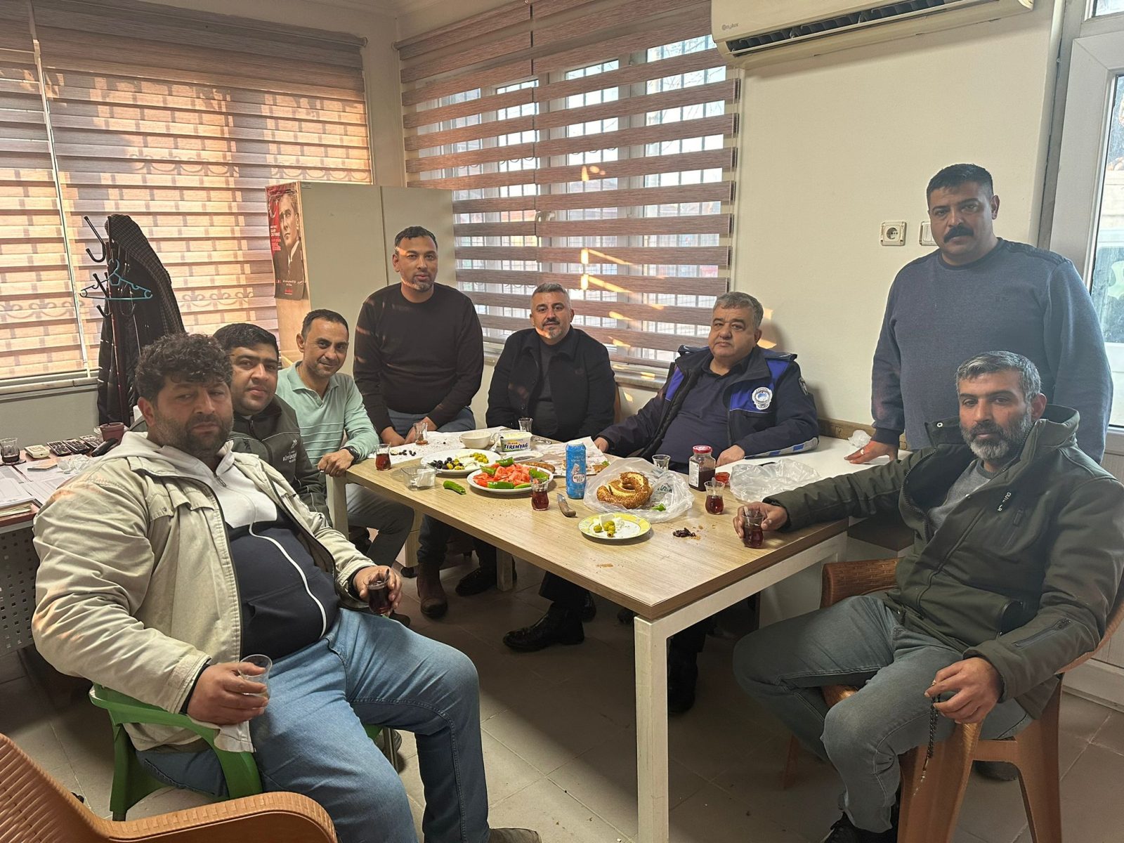 CHP’li Gökmen’in İlk Durağı Acarlar Hali Oldu